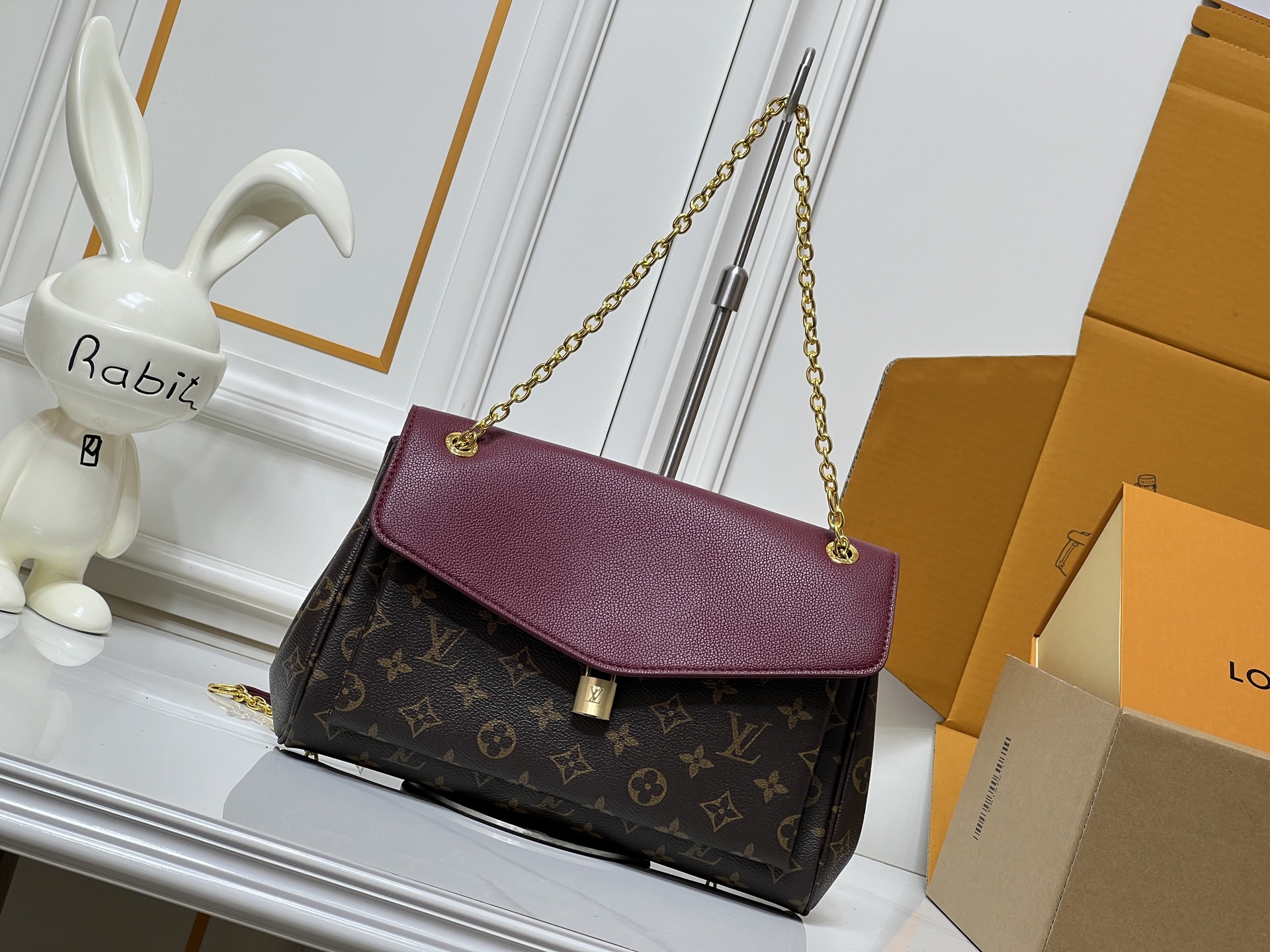 Louis Vuitton LV Classic Handbag Premium Canvas Detachable Strap Special Occasion Limited Edition